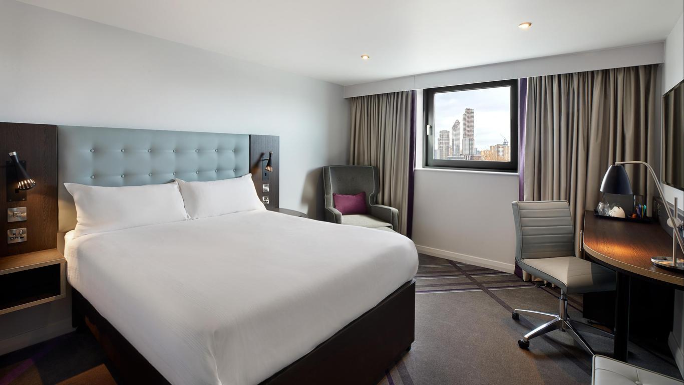 Premier Inn Milton Keynes East Willen Lake