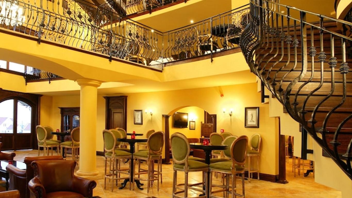 Arena Regia Hotel & Spa