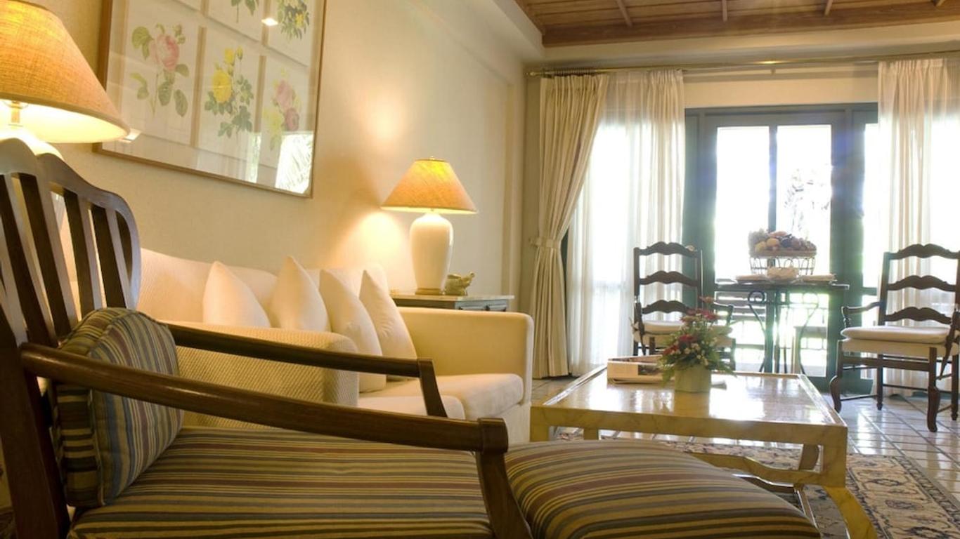 Lake View Resort & Golf Club